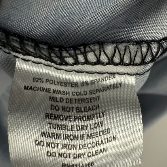 UCLA Bruins Hawaiian Shirt Mens Large Black Floral Tropical Embroidered Logo - Picture 8 of 8